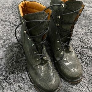 Justin cowhide combat boots